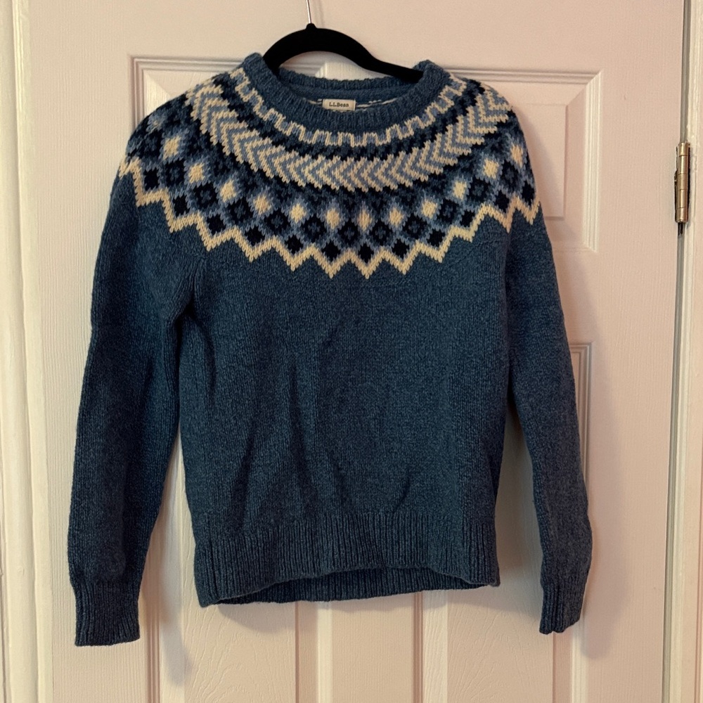 L.L. Bean Blue and Cream Knit Sweater